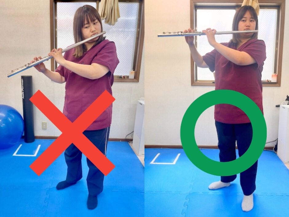 フルート演奏時の首の角度の悪い例(左)といい例(右)です。頭が右に倒れていると、首の左側に大きな負担がかかるのでおすすめしません。
